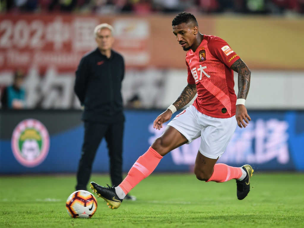 力是否会受 力是否会受